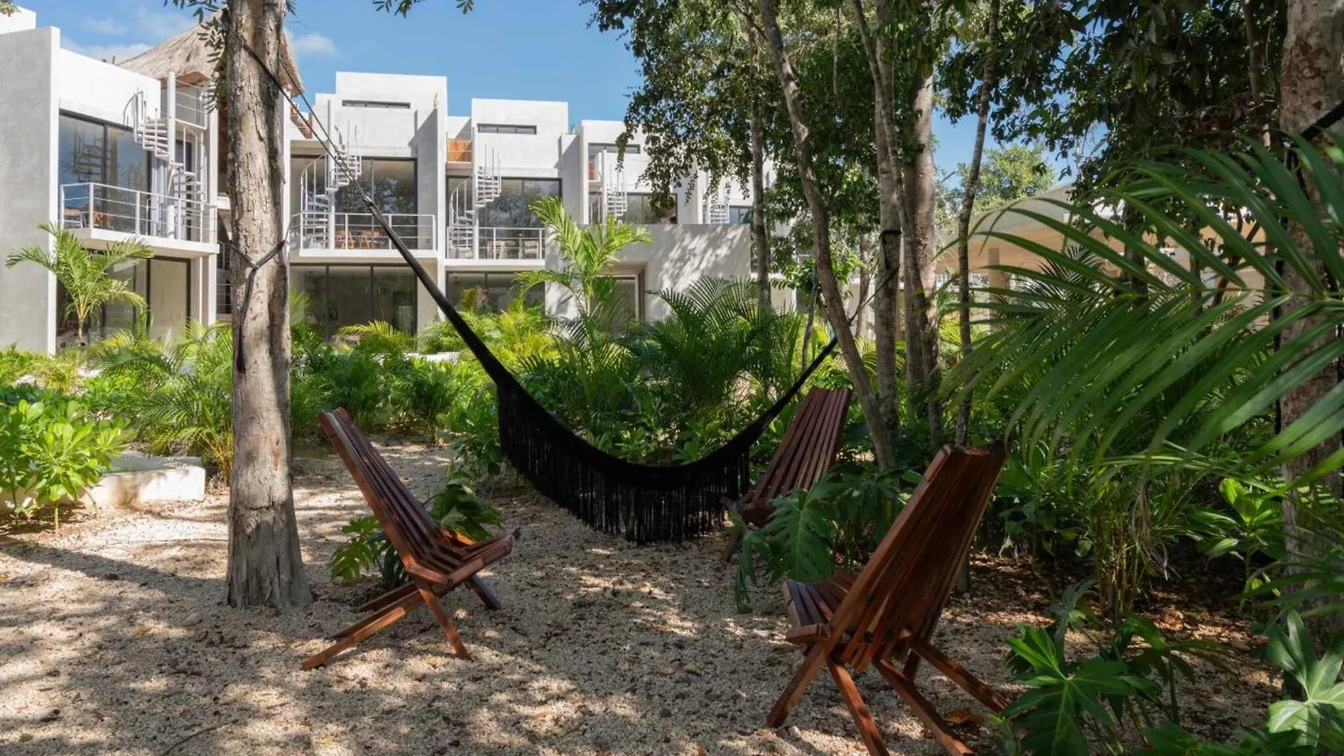 407 Seremonia Selva Private Pool New Apartment King Bed Wifi Tulum