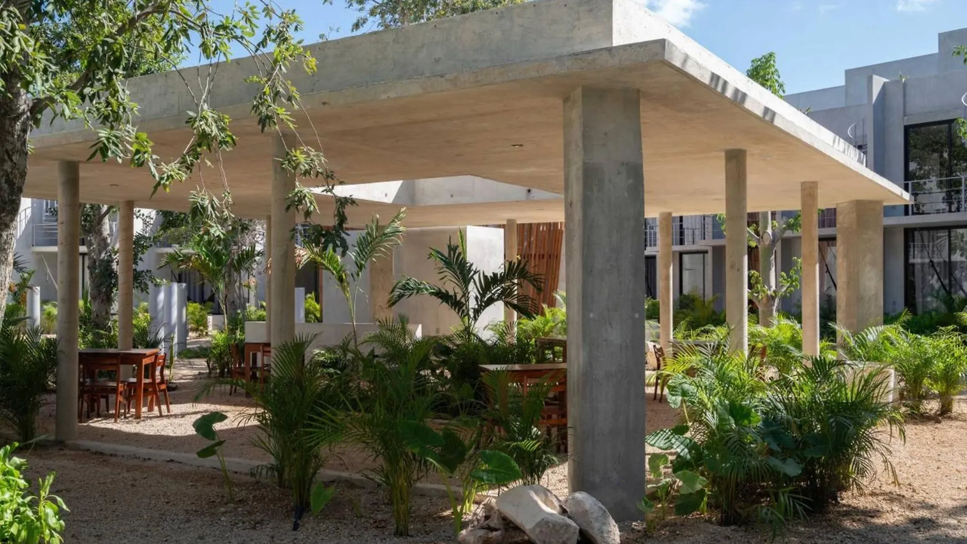 407 Seremonia Selva Private Pool New Apartment King Bed Wifi Tulum